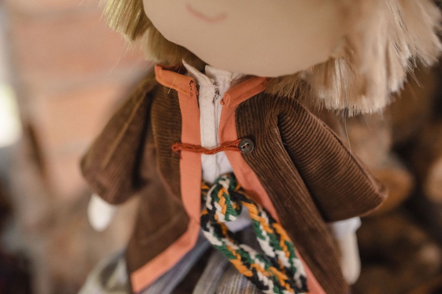 ADOMAS VASARIS – tekstilinė lėlė. Aukštaitijos etnografinis regionas