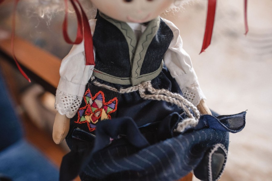 NERINGA – tekstilinė lėlė. Mažosios Lietuvos etnografinis regionas