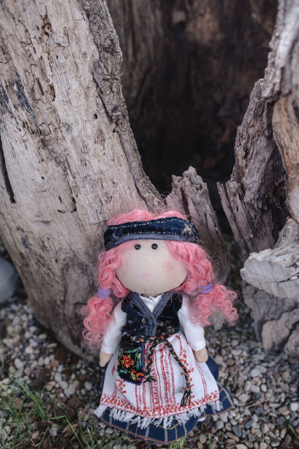 AUŠRINĖ – tekstilinė lėlė. Mažosios Lietuvos etnografinis regionas