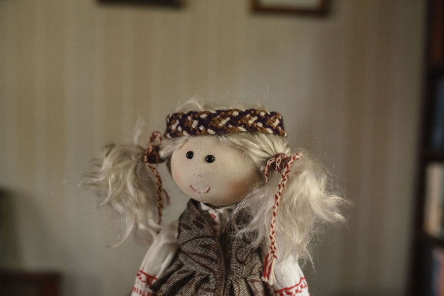 ŽEMYNA – tekstilinė lėlė. Žemaitijos etnografinis regionas